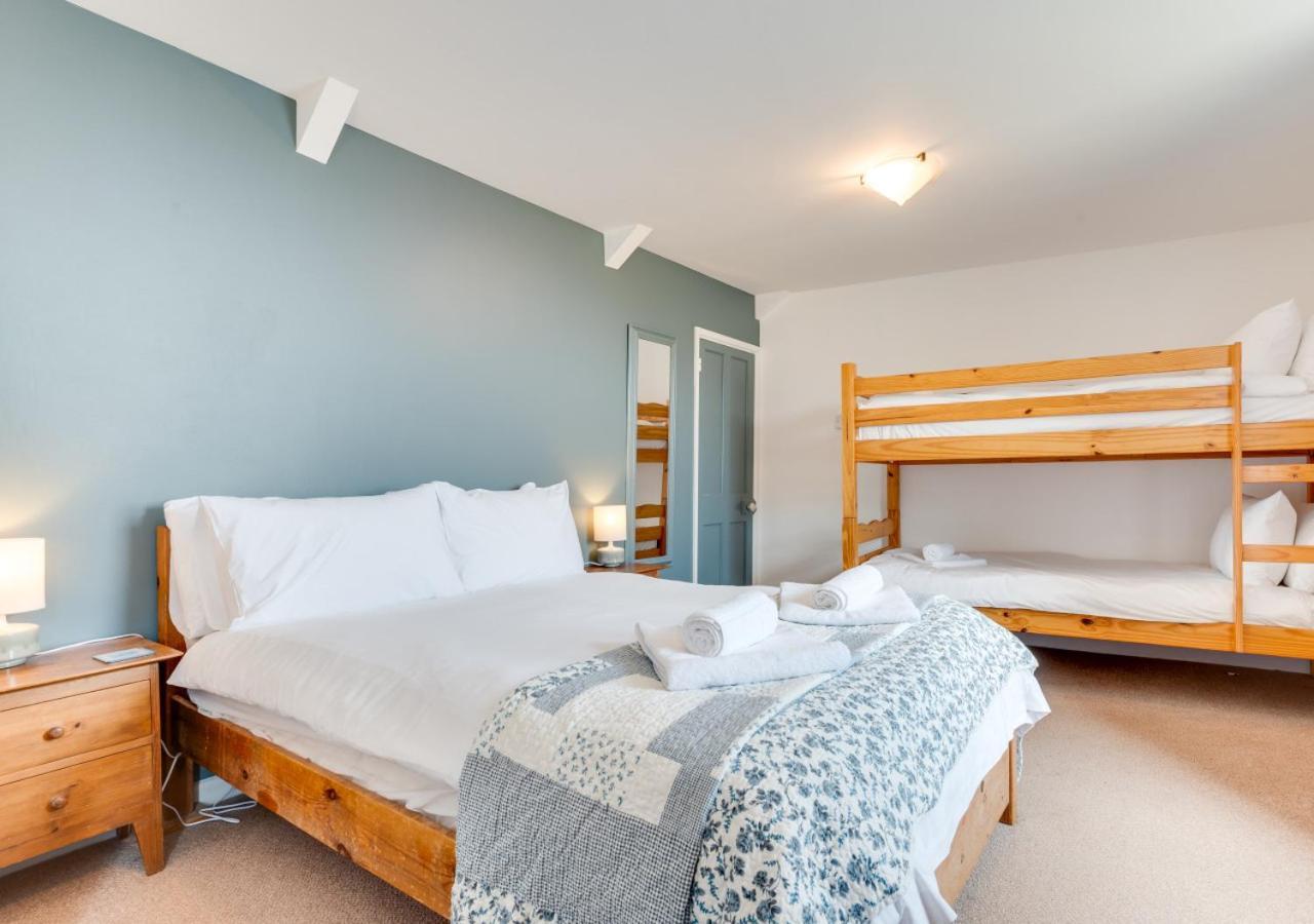 10 Porthmeor Square House Porthmeor Sq Villa St Ives Екстериор снимка